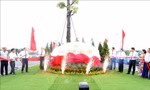 Hải Dương: Gắn biển công trình đại lộ Võ Văn Kiệt