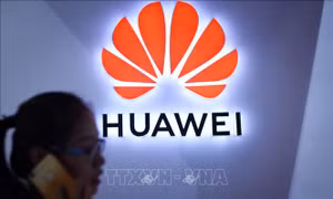 Tổng giám đốc điều hành Huawei: Thế giới không quay lưng lại với tập đoàn 