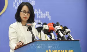 Họp báo thường kỳ Bộ Ngoại giao: Khuyến cáo công dân Việt Nam không đến Ukraine