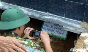 Nối dài hành trình tìm lại tên cho các anh hùng liệt sĩ - Bài 1: Từ những tấm bia 'Liệt sĩ chưa có tên'