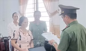 Bắt tạm giam Nguyễn Thị Tuyền về hành vi xâm phạm lợi ích của Nhà nước, cá nhân
