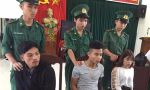 Biểu dương lực lượng triệt phá đường dây ma túy từ Lào