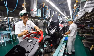 Thị trường xe máy ế ẩm trong tháng 'Ngâu', doanh số cả năm khó bứt tốc