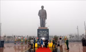 Khánh thành tượng đài Tổng Bí thư Trường Chinh