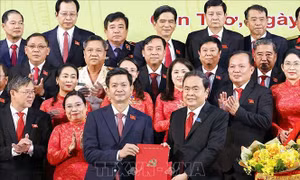 Đồng chí Lê Quang Tùng giữ chức Bí thư Thành ủy Cần Thơ
