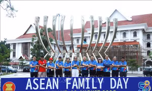 Vun đắp tình hữu nghị dưới mái nhà chung ASEAN