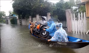 Mưa lũ kéo dài tại Quảng Nam làm 4 người chết và 2 người mất tích