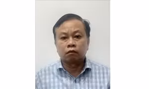 Bắt tạm giam Phó Trưởng Ban Quản lý các Khu kinh tế Bình Dương