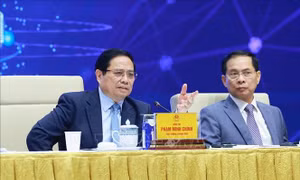 Thủ tướng Phạm Minh Chính: Kinh tế số là động lực, xã hội số là nền tảng, con người là trung tâm