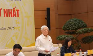 Tăng cường vai trò lãnh đạo của Đảng đối với hoạt động giám sát của Quốc hội, HĐND