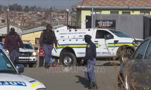 Nổ súng tại Cape Town khiến 6 người thiệt mạng