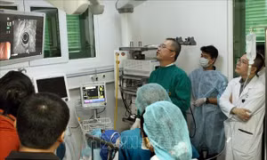 Y tế Thủ đô chuyển mình hội nhập - Bài 2: Phát triển kỹ thuật cao thu hút bệnh nhân