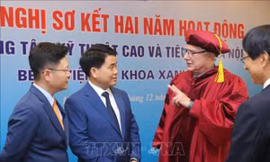 Y tế Thủ đô chuyển mình hội nhập - Bài 1: Thu hút 'tinh hoa' ngoại