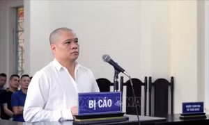 Lái xe Mercedes gây tai nạn ở Móng Cái bị kết án 3 năm tù giam