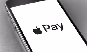 Apple bị điều tra việc độc quyền công nghệ NFC trên iPhone
