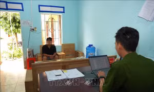 Công an triệu tập người chồng hành hung vợ gây xôn xao dư luận