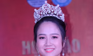 Nguyễn Thị Phương Lan đăng quang Hoa khôi Sinh viên Việt Nam năm 2018