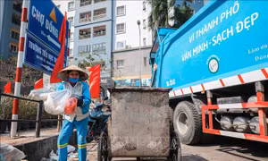 Những 'bông hoa' thầm lặng làm đẹp cho Thủ đô