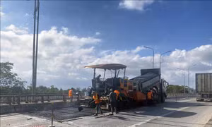 Sửa chữa 7 cây cầu hư hỏng do mưa bão trên Quốc lộ 1A qua Hà Tĩnh