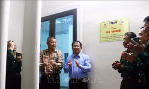 Hội Cựu chiến binh TTXVN bàn giao nhà 'Nghĩa tình đồng đội'