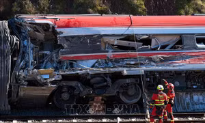 Hai tàu hỏa trật bánh tại Tây Ban Nha, 1 lái tàu tử vong và ít nhất 20 người bị thương