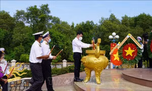 Tri ân các thế hệ cán bộ, chiến sĩ 'Đoàn tàu không số'