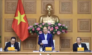 Thủ tướng chủ trì họp Tiểu ban Kinh tế - Xã hội của Đại hội Đảng lần thứ XIII