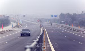 Vì sao VEC từ chối phục vụ vĩnh viễn 2 ô tô trên cao tốc?