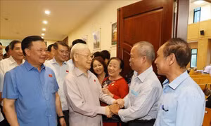 Tổng Bí thư Nguyễn Phú Trọng tiếp xúc cử tri Hà Nội