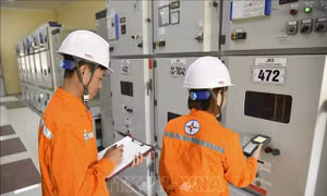 Tiêu thụ điện tăng kỷ lục giữa nắng nóng, hệ thống vẫn vận hành ổn định