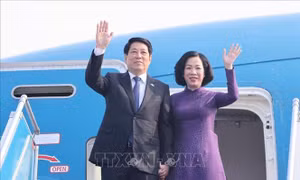 Chủ tịch nước Lương Cường lên đường dự Khóa họp 80 Đại hội đồng Liên hợp quốc
