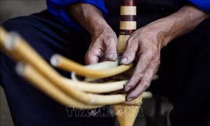 Để tiếng khèn Mông mãi ngân vang