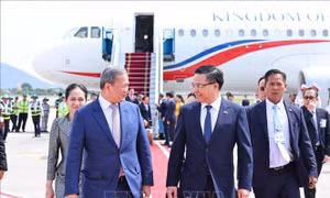 Thủ tướng Campuchia đến Hà Nội, bắt đầu thăm chính thức Việt Nam và dự AFF 2026