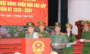 Toàn dân đi bầu cử - biểu tượng của sức mạnh đại đoàn kết toàn dân tộc