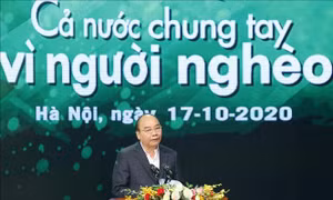 Thủ tướng Nguyễn Xuân Phúc: Chung tay vì người nghèo - Mệnh lệnh trong trái tim mỗi người