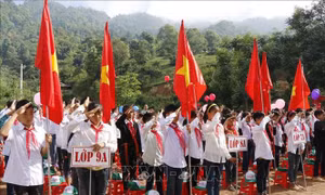 Năm học mới ở vùng lũ Yên Bái