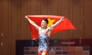 SEA Games 32: Các đô vật Việt Nam liên tiếp 'gặt Vàng'