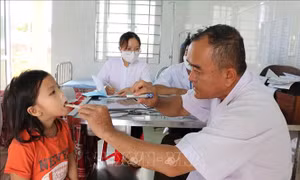 Bệnh xá quân - dân y góp phần thắt chặt tình cảm quân dân nơi biên giới