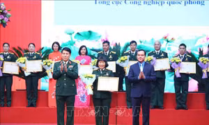 Tôn vinh 100 chủ tịch công đoàn cơ sở tiêu biểu xuất sắc trong toàn quân