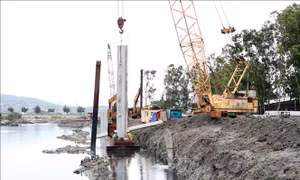 Gỡ điểm nghẽn thi công khu neo đậu tránh trú bão kết hợp Cảng cá Cà Ná