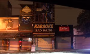 Dịch COVID-19: Để quán karaoke hoạt động, Chủ tịch UBND phường bị tạm đình chỉ công tác