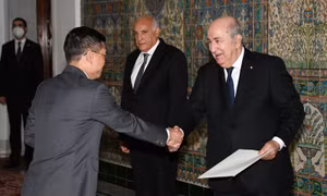 Tổng thống Algeria đánh giá cao thành tựu phát triển đất nước của Việt Nam