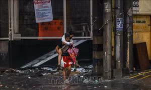 Philippines: Bão Fengshen gây thương vong, hàng chục nghìn người phải sơ tán