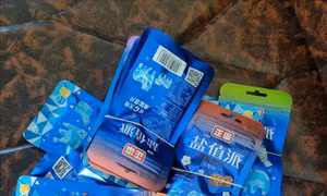 Mối nguy từ các loại kẹo không rõ nguồn gốc