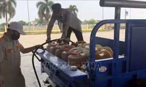 Khuyến cáo về nguy cơ cháy nổ khi người dân tích trữ xăng dầu trong nhà