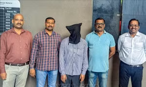 Ấn Độ bắt giữ nghi phạm đe dọa đánh bom Mumbai
