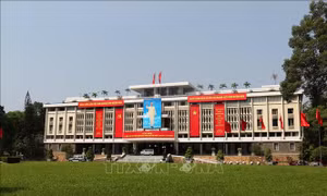 Điện mừng nhân kỷ niệm 45 năm Giải phóng miền Nam, thống nhất đất nước