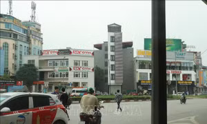 Bao giờ Hà Nội mới hết nhà 'siêu mỏng, siêu méo'?