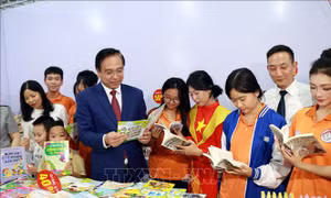 Mạch tri thức - từ trang sách đến không gian số