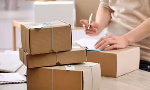 Đề xuất thu thuế VAT với hàng nhập khẩu giá trị nhỏ qua chuyển phát nhanh